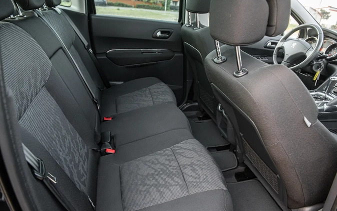 Peugeot 3008 cena 27900 przebieg: 160000, rok produkcji 2011 z Muszyna małe 379
